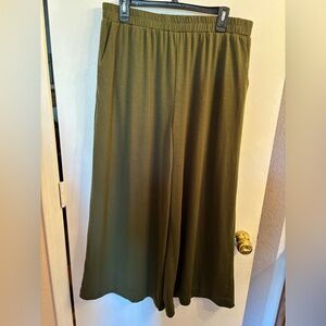 Olive Green Wide-Leg Pants 2X